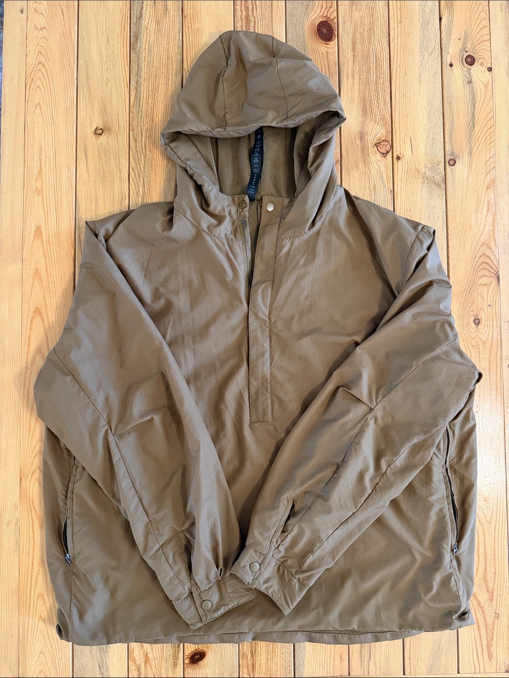 lululemon athletica Men's Hooded Windbreaker - Brown